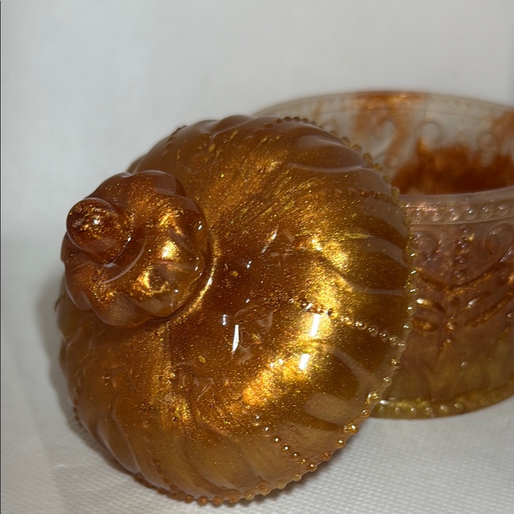 Unique Resin Gold Decorative Jar with Lid - Picture 7 of 7